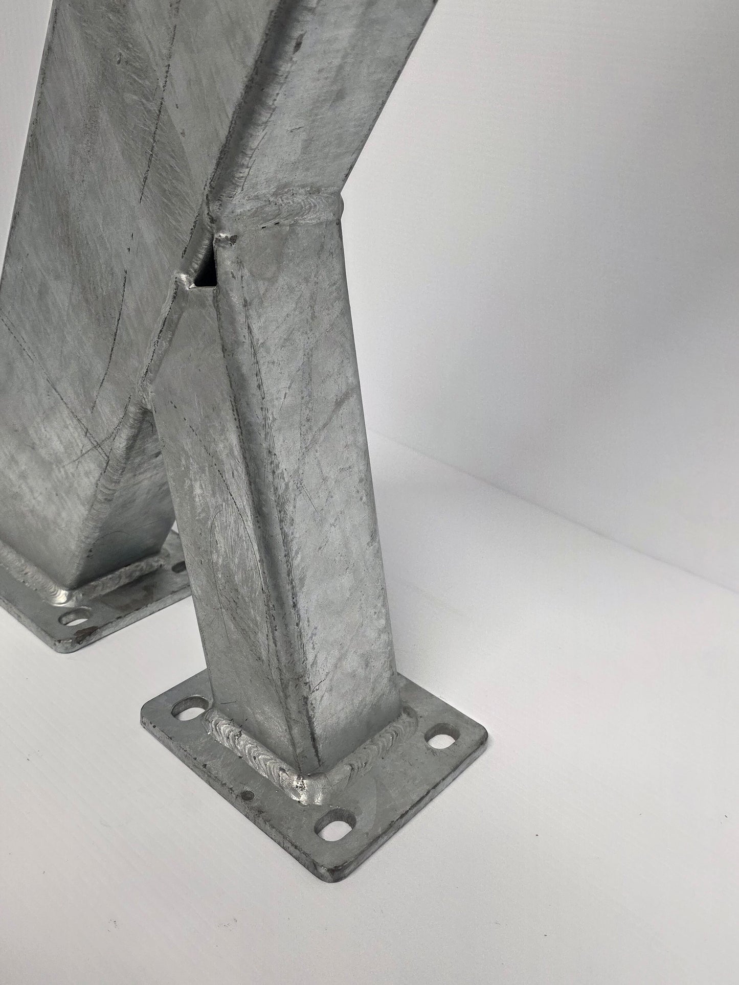 H3645G Mackay 75mm x 125mm x 1000mm Winch Post Galvanised Suits 75mm Drawbar | Marine Trailer Part