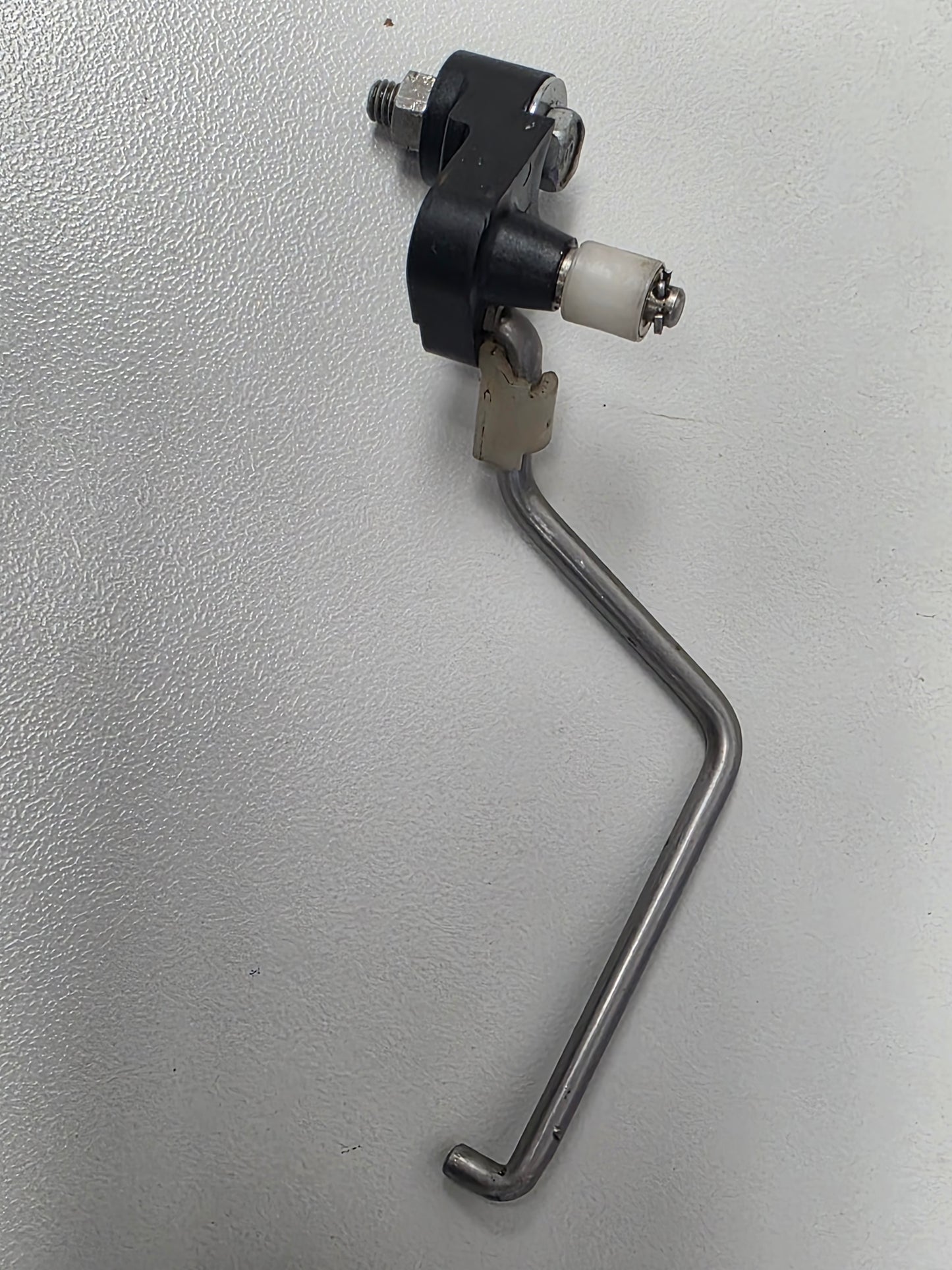 67C-41212-00-00 67C-41241-00-00 Yamaha F40 Accelerator Arm & Link Rod | Genuine Used Part