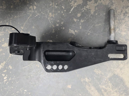 41121-88L01-0EP 41121-88L00-0EP Suzuki DF60A Clamp Bracket (STB) | Genuine Used Part