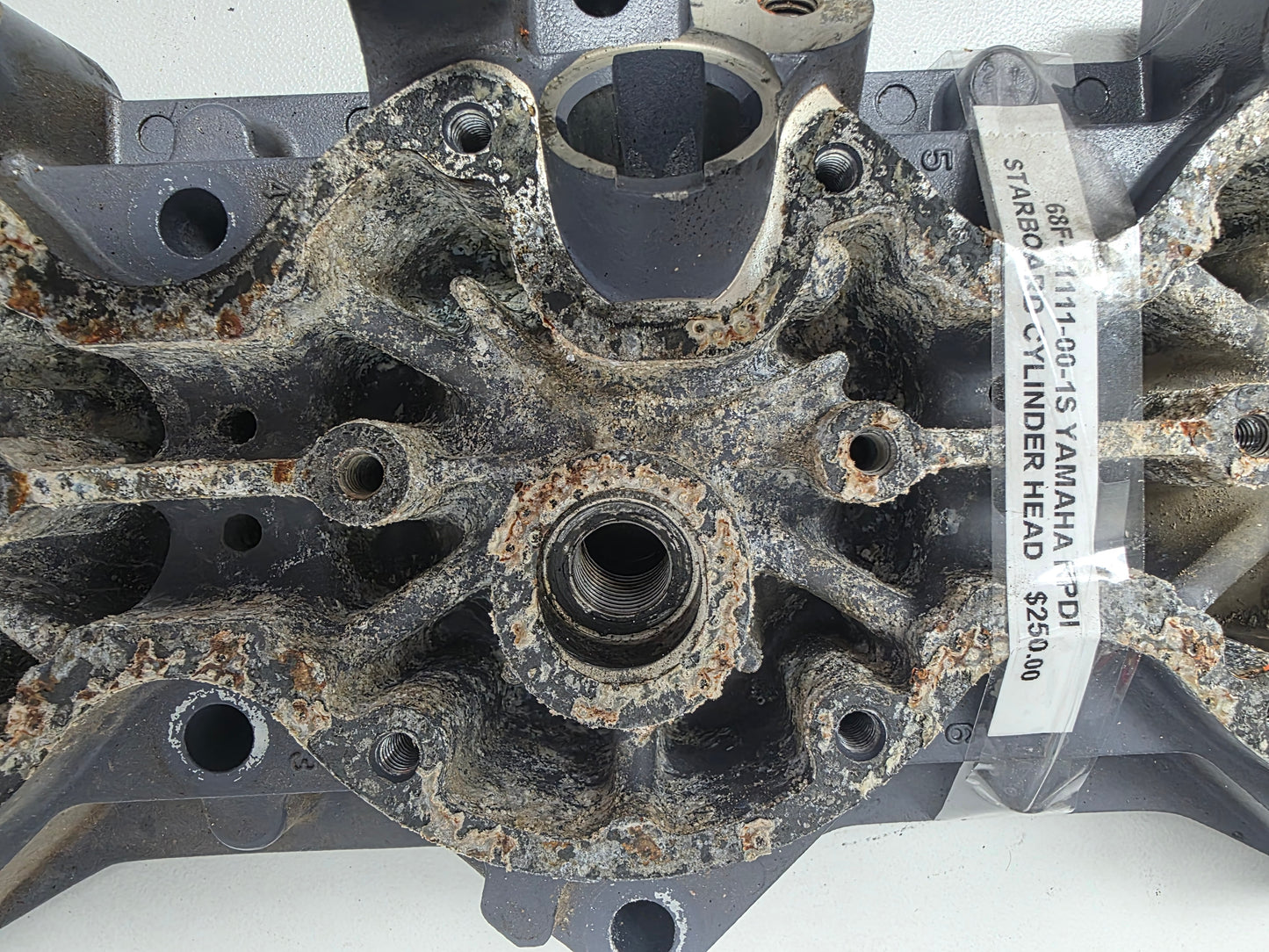 68F-11111-00-1S Yamaha STB Cylinder Head HPDI | Genuine Used Part