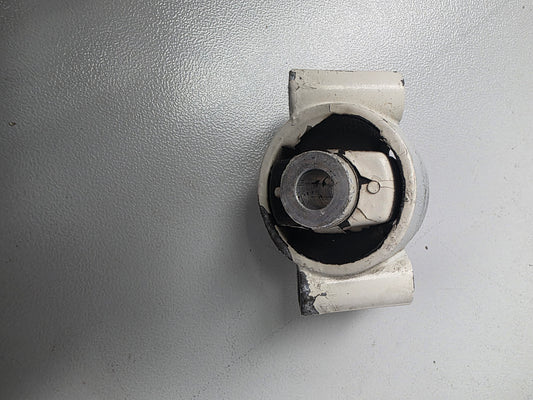 5007920 Evinrude E30 Mount Assy | Genuine Used Part