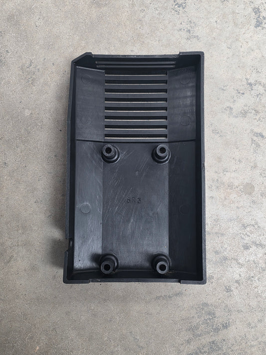 6R3-81942-00-00 Yamaha 115HP Cover | Genuine Used Part