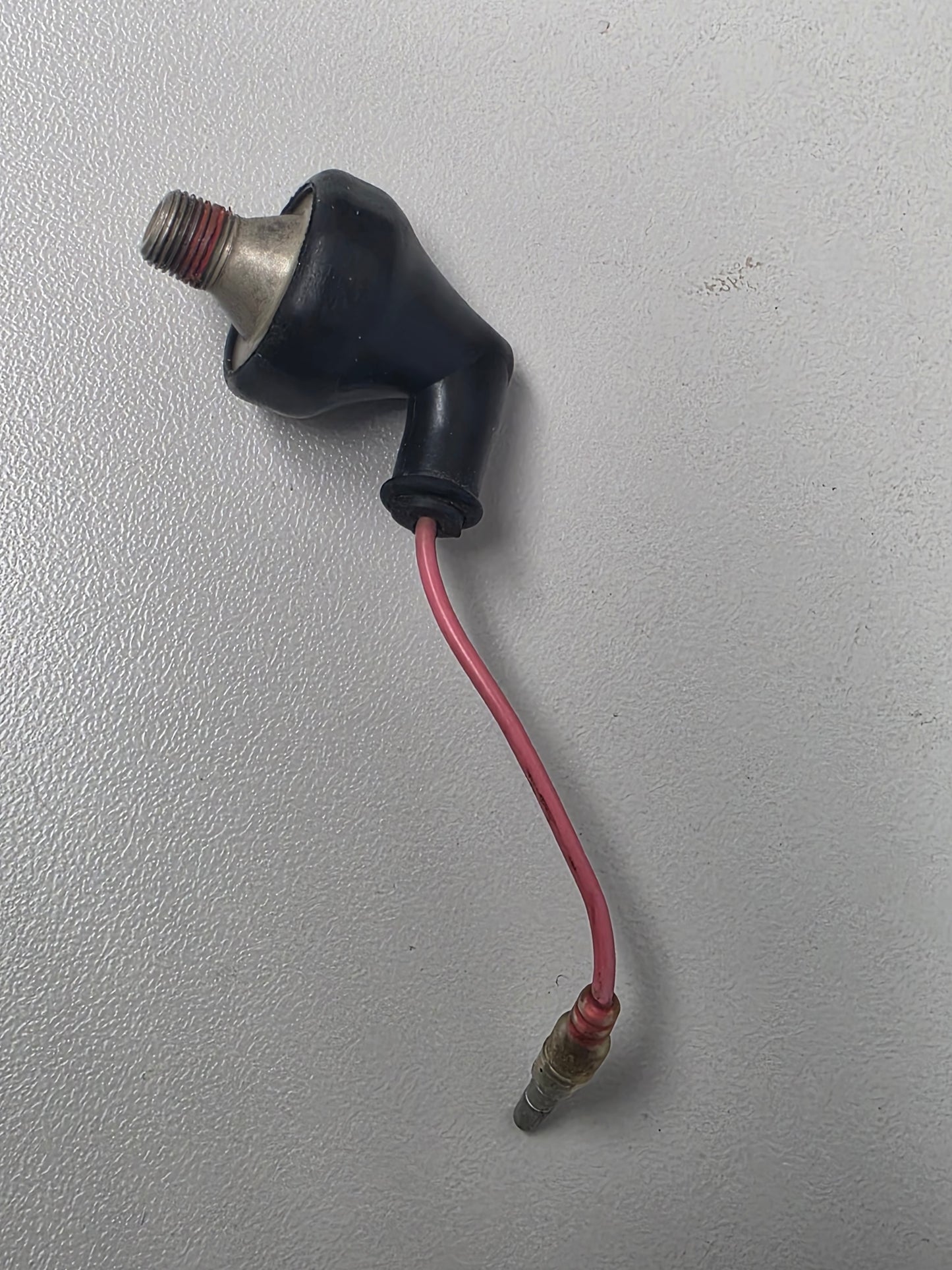 65W-82504-00-00 Yamaha F40BET Oil Pressure Switch | Genuine Used Part