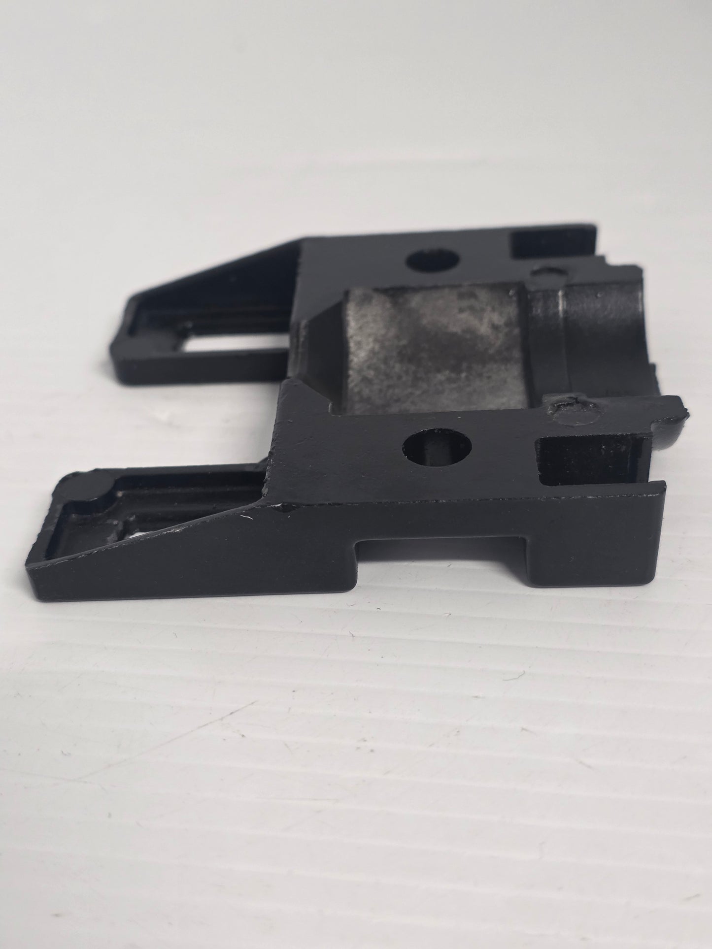8M0036730 Mercury Clamp | Genuine Used Part