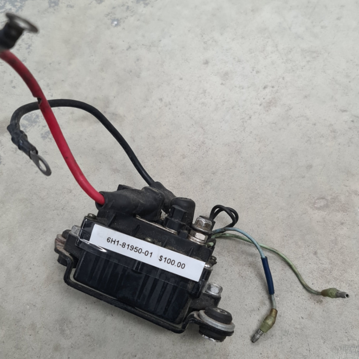6H1-81950-01 Yamaha Trim Unit | Genuine Used Part
