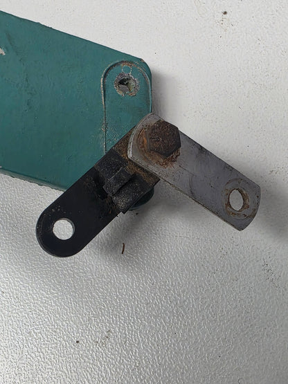 3580400 Volvo Penta Control Cable Bracket | Genuine Used Part