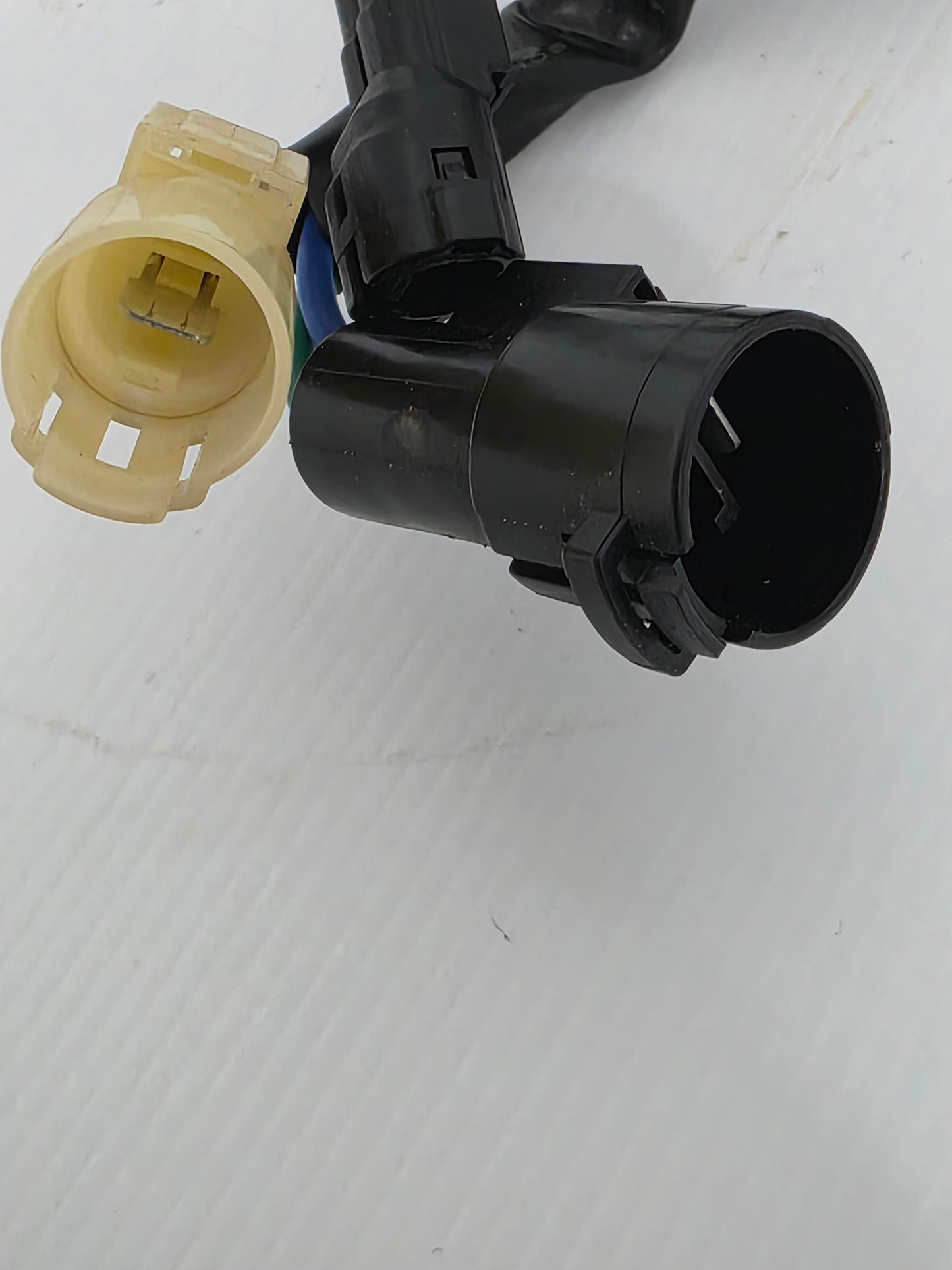 38550-ZVL-000 Honda Power Tilt Relay | Genuine Used Part - photo 2 of 7