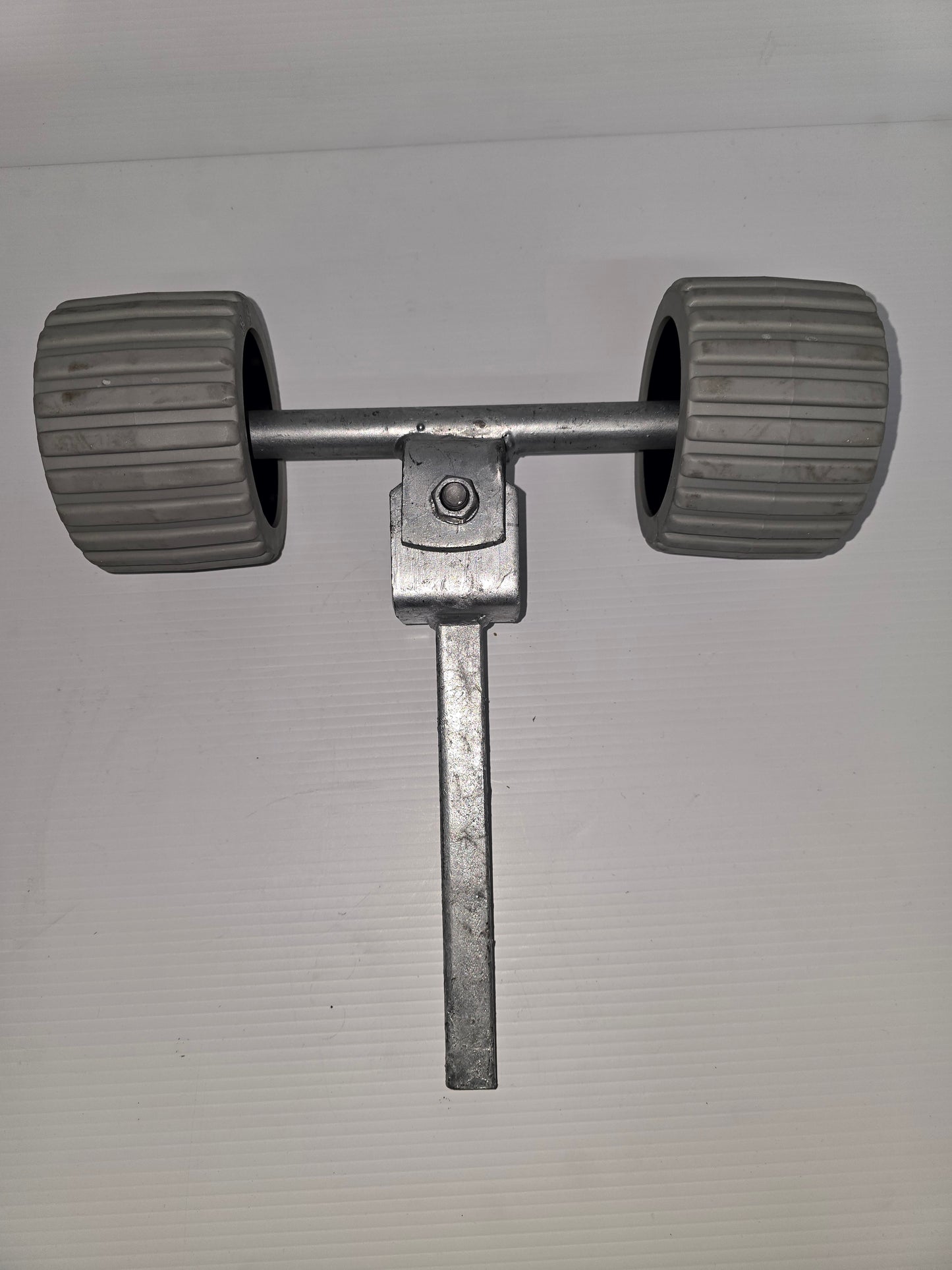 R2271K Mackay 3100 Dunbier ROLLA-MATIC Double 40mm Square Tube Leg | Marine Trailer Part