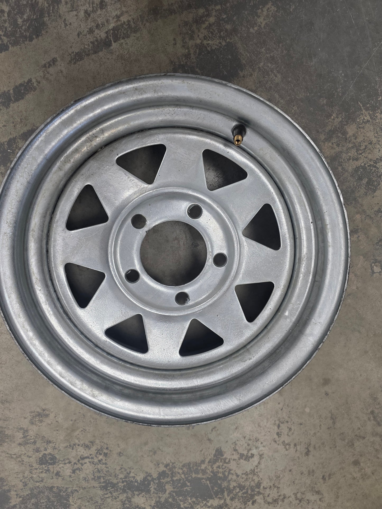 1492 Dunbier 13" Galvanized Spoke Rim Only (Ford) - RIM ONLY - NO TYRE Mackay A1810G