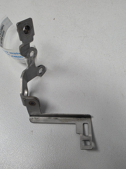 13315-88L00 Suzuki DF60A Throttle Body Bracket | Genuine Used Part