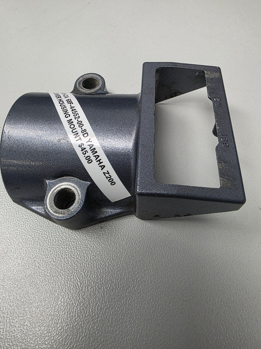68F-44552-01-CA 68F-44552-00-8D Yamaha Z200 Lower Housing Mount | Genuine Used Part