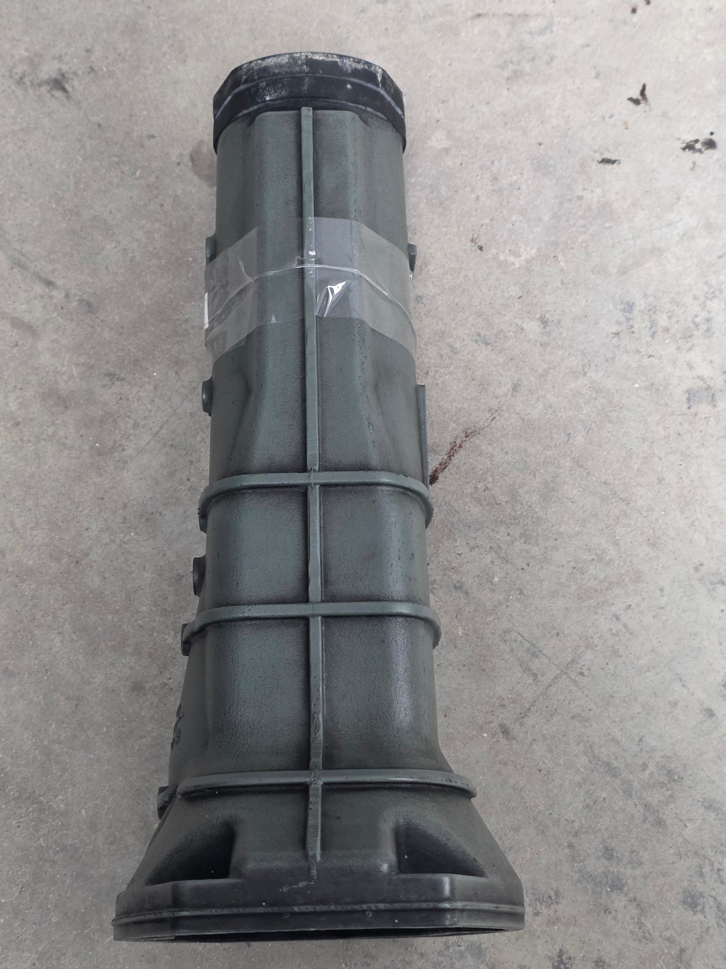 67C-14711-12-5B 67C-14711-005B Yamaha 40BET Muffler | Genuine Used Part