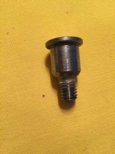832716 Shoulder Screw | Genuine Volvo Penta Part
