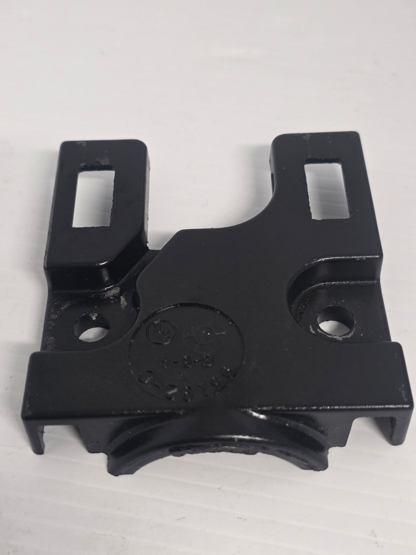 8M0036730 Mercury Clamp | Genuine Used Part