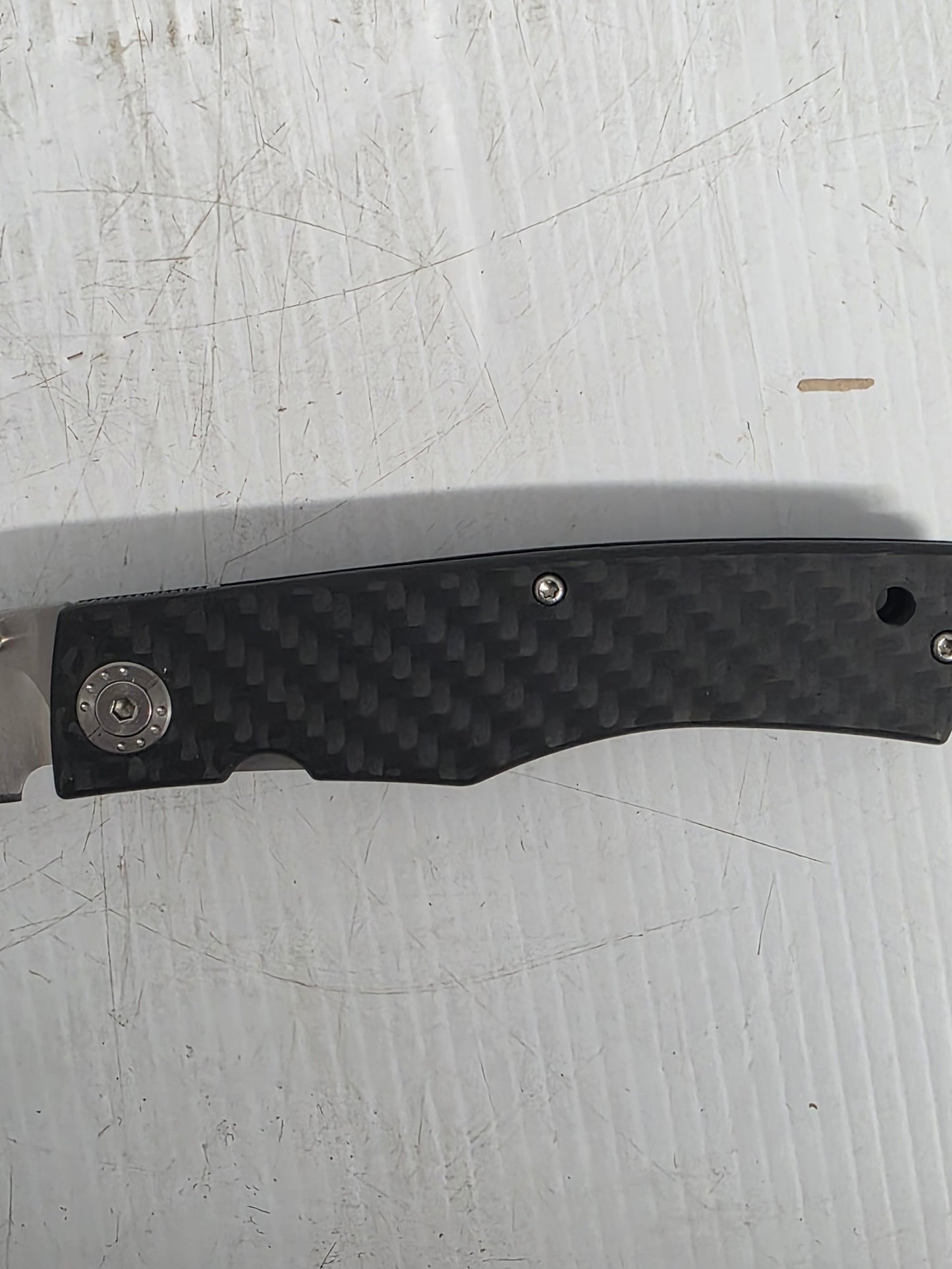 M392CN Maserin 78mm Stainless Steel Folding Knife (Black Carbon Fiber Handle)