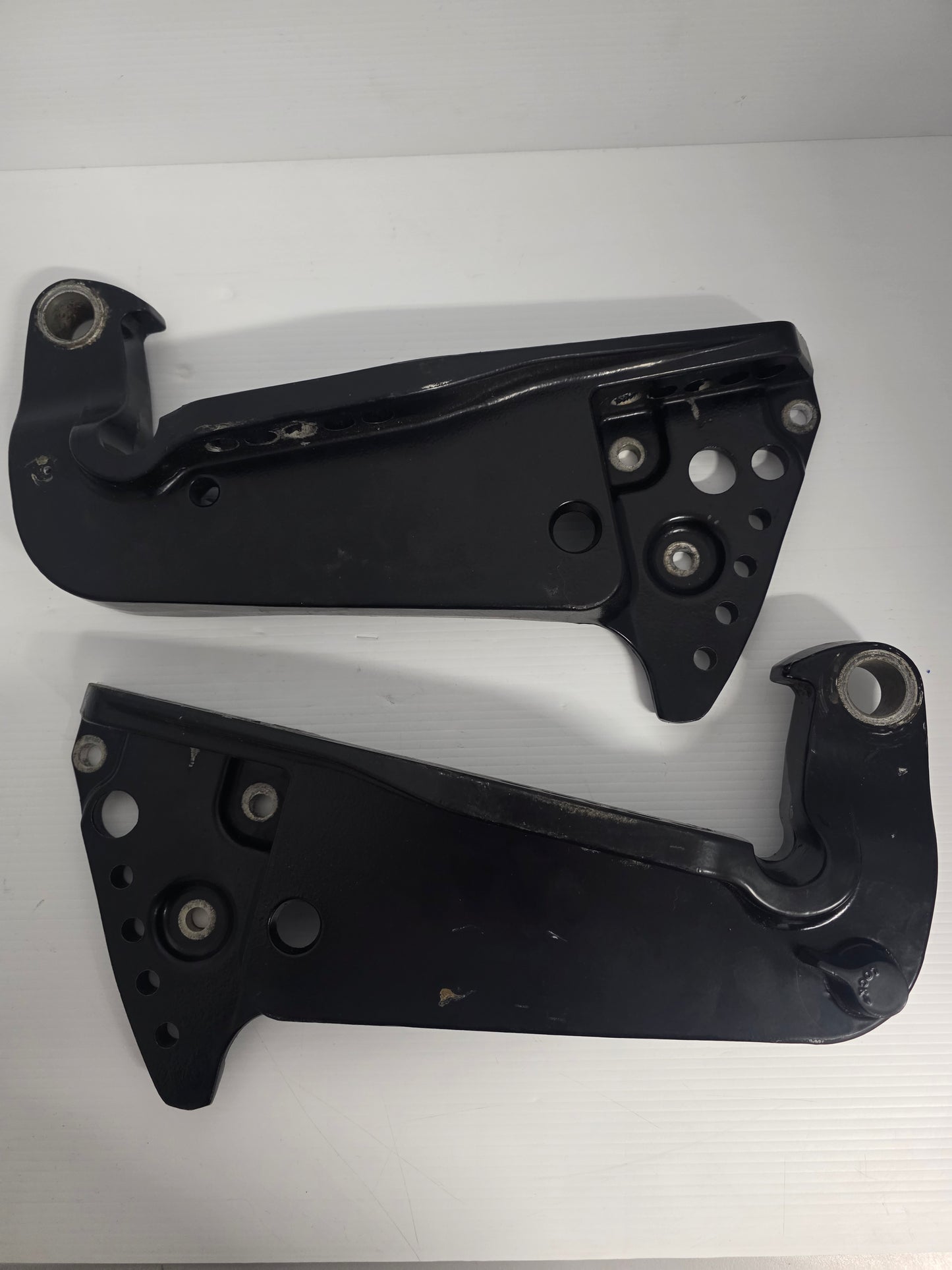 828333T01 828334T02 Mercury Bracket Assy Pair (Port & Stbd) | Genuine Used Part