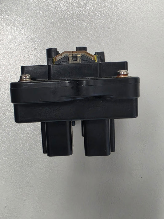 68F-82170-01-00 68F-82170-01-00 Yamaha Z200 Fuse Box Assy | Genuine Used Part