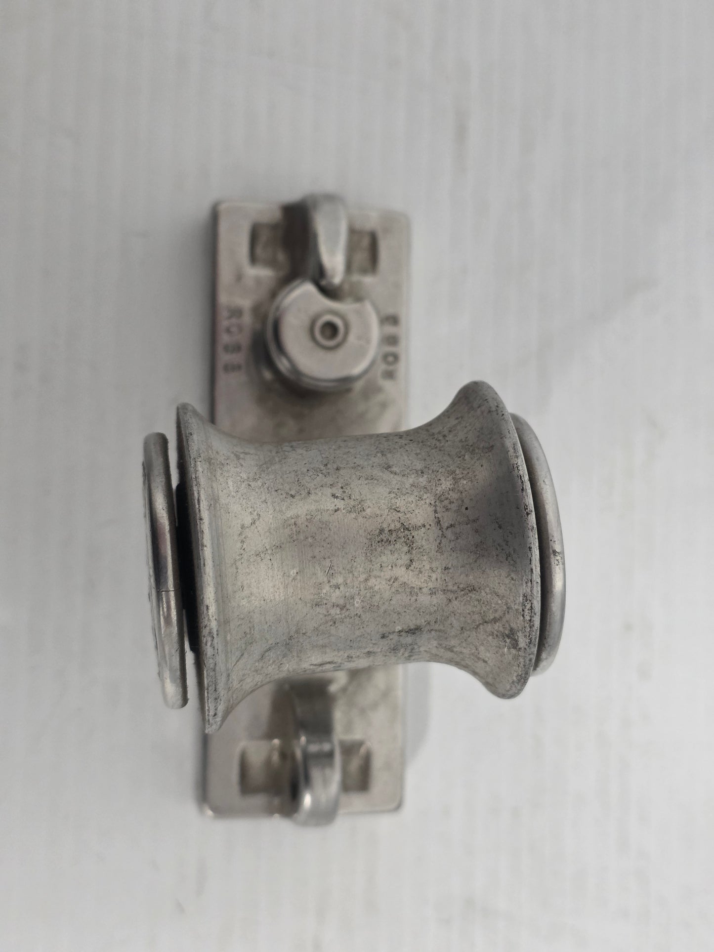 T-Track Slider Genoa Lead