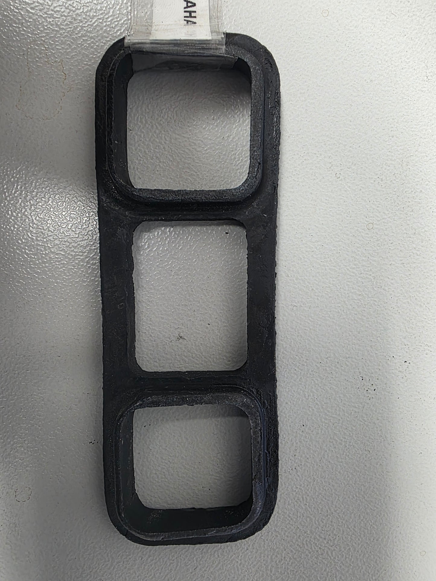 6E5-42769-01-00 6E5-42769-00-00 Yamaha 115CETO Rubber Seal | Genuine Used Part