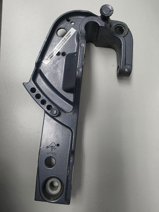 67C-43112-10-8D 67C-43112-10-4D Yamaha 40BET Clamp Bracket (STB) | Genuine Used Part
