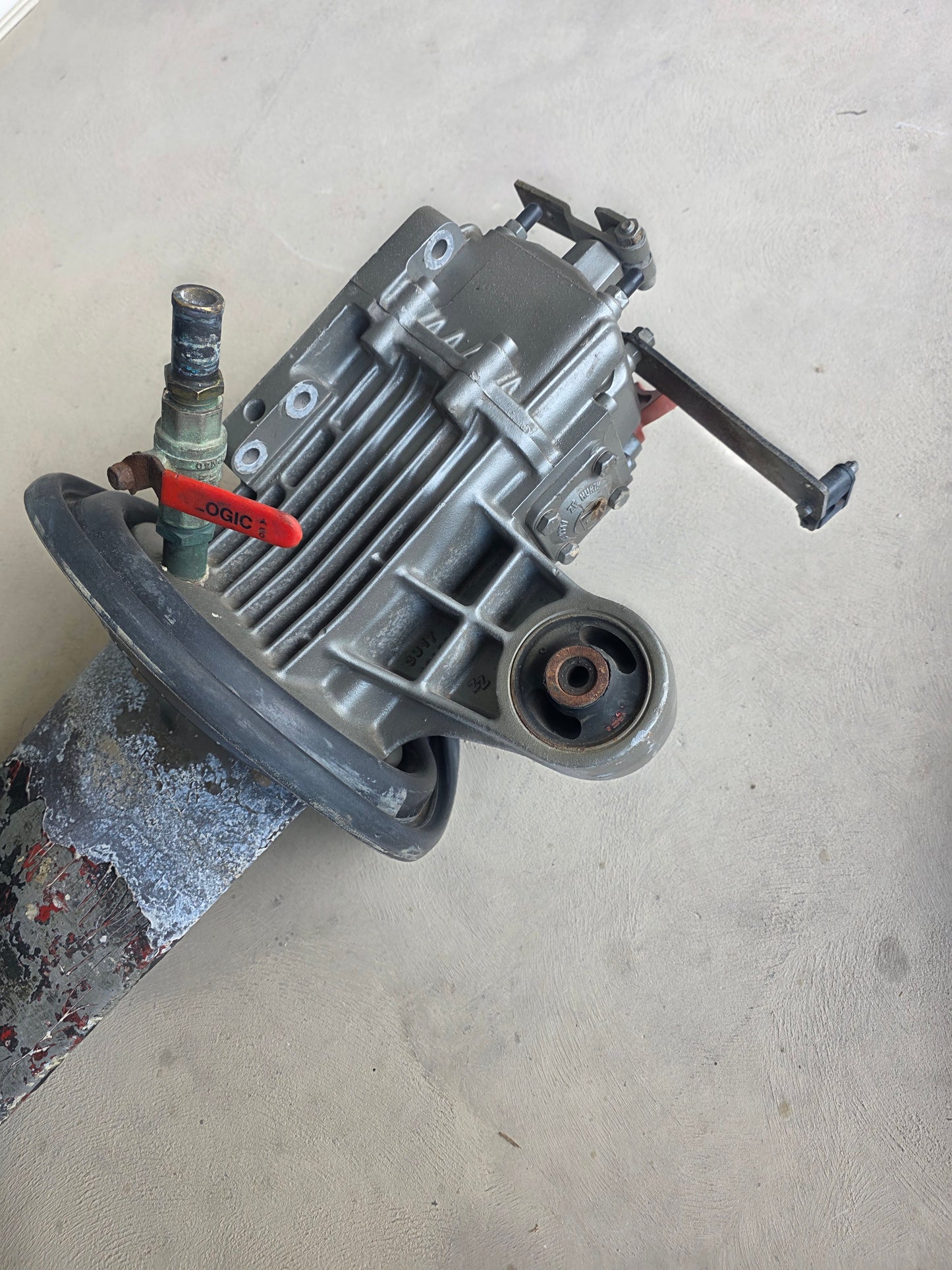 3582395 23370772 Volvo Penta Sail Drive Unit 130s/MS25S | Genuine Used Part