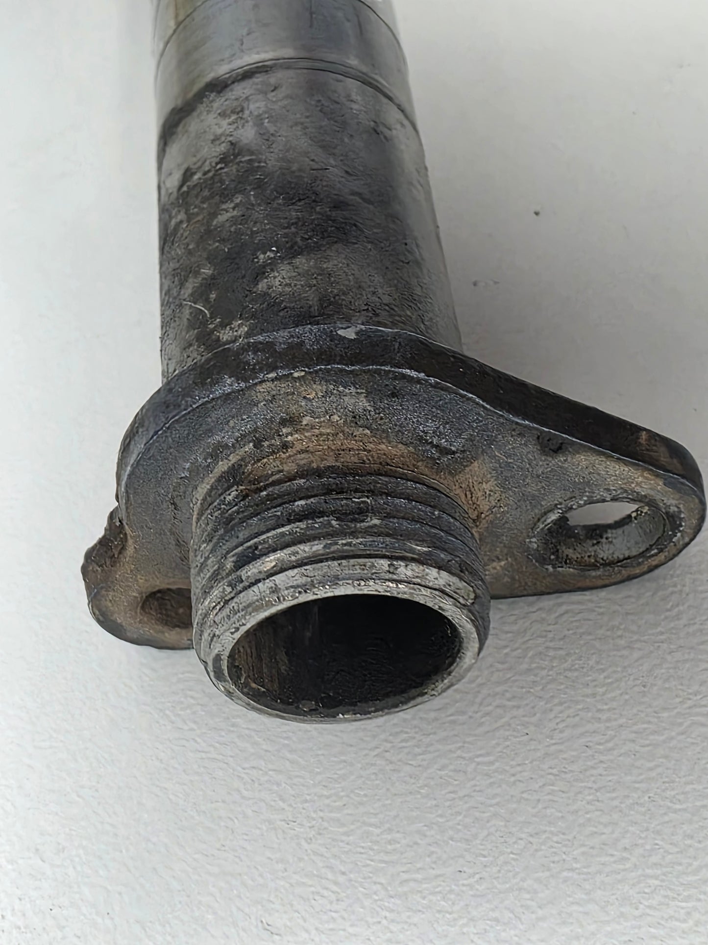 64E-43131-01-00 Yamaha Z200 Clamp Bracket Bolt | Genuine Used Part