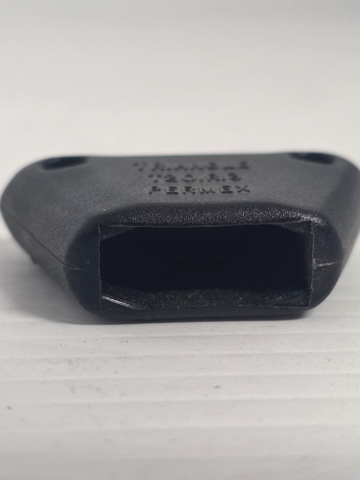 T20R3 Batten Outer 20mm Triangle | Marine Deck Hardware - photo 2 of 3