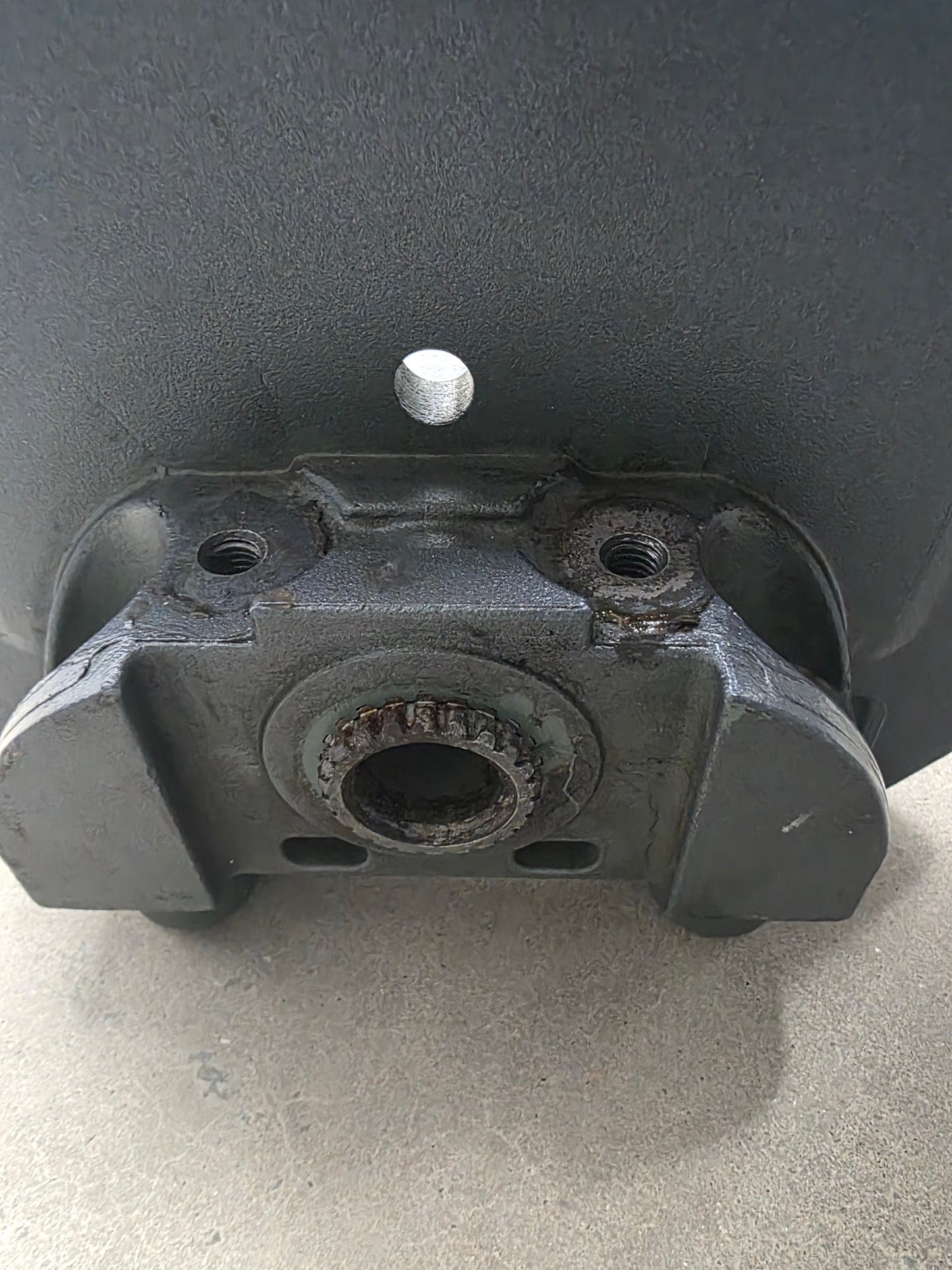 67C-42510-01-8D 67C-42510-00-4D Yamaha 40BET Swivel & Steering Bracket | Genuine Used Part