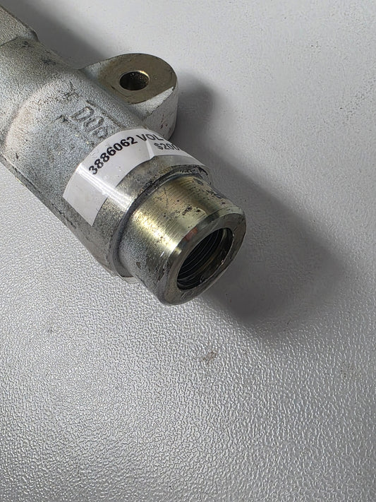 40005392 Volvo Penta Oil Pressure Pipe | Genuine Used Part - photo 2 of 9