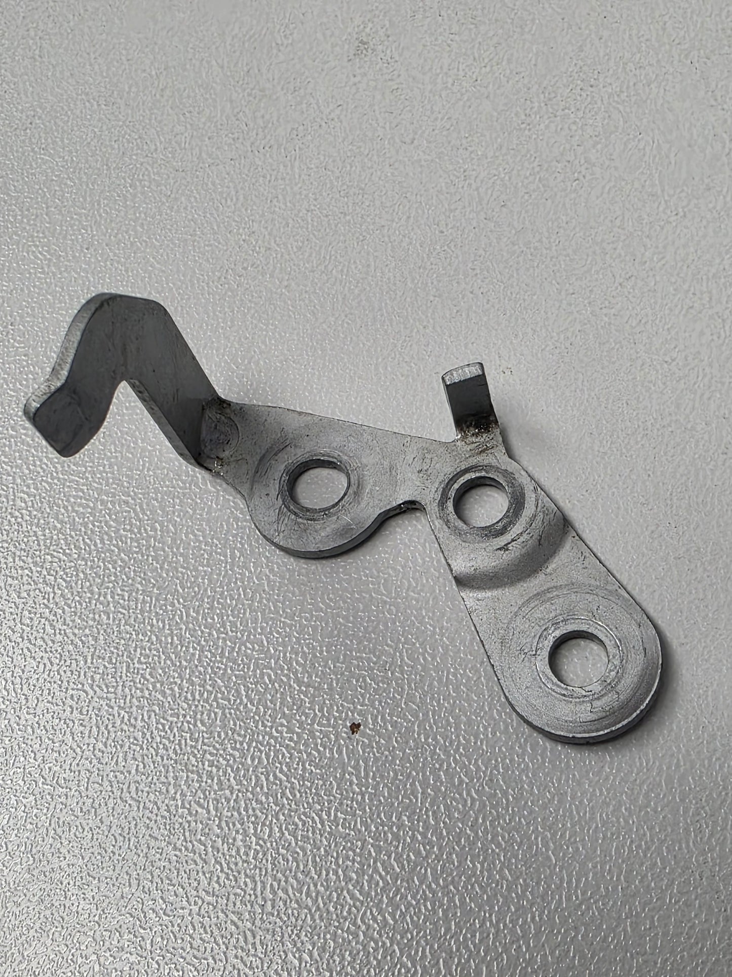 67C-44117-00-00 Yamaha F40 Bracket | Genuine Used Part