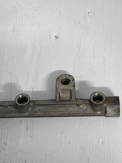 15751-99E00 Suzuki Fuel Rail | Genuine Used Part