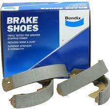 BS1748 Brake Shoe Set