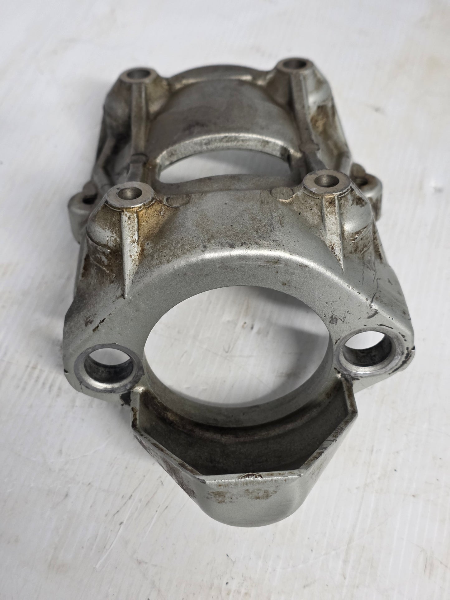 31911-94620-OED Suzuki Starter Motor Bracket | Genuine Used Part