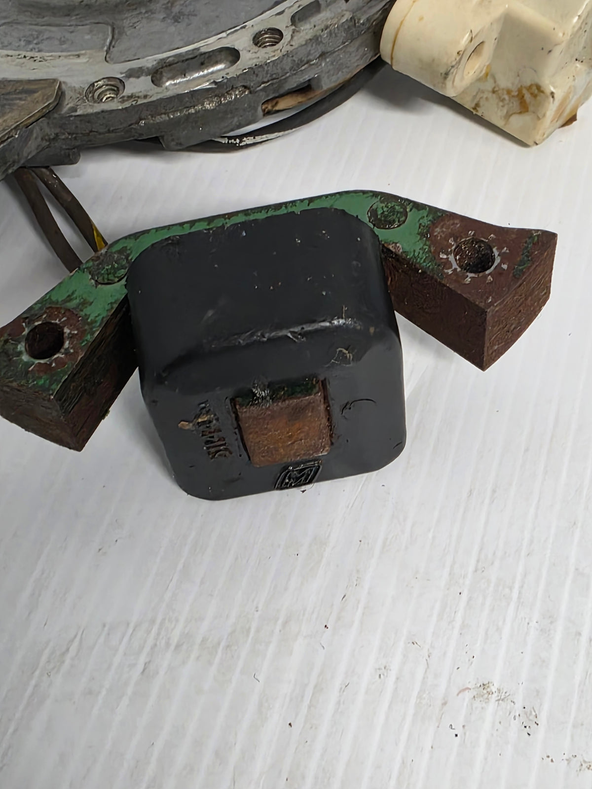 0391225 BRP Magneto Plate & Coil | Genuine Used Part - photo 7 of 12