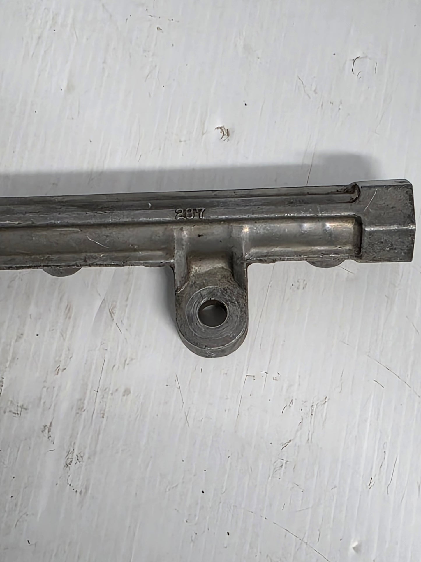 15751-99E00 Suzuki Fuel Rail | Genuine Used Part