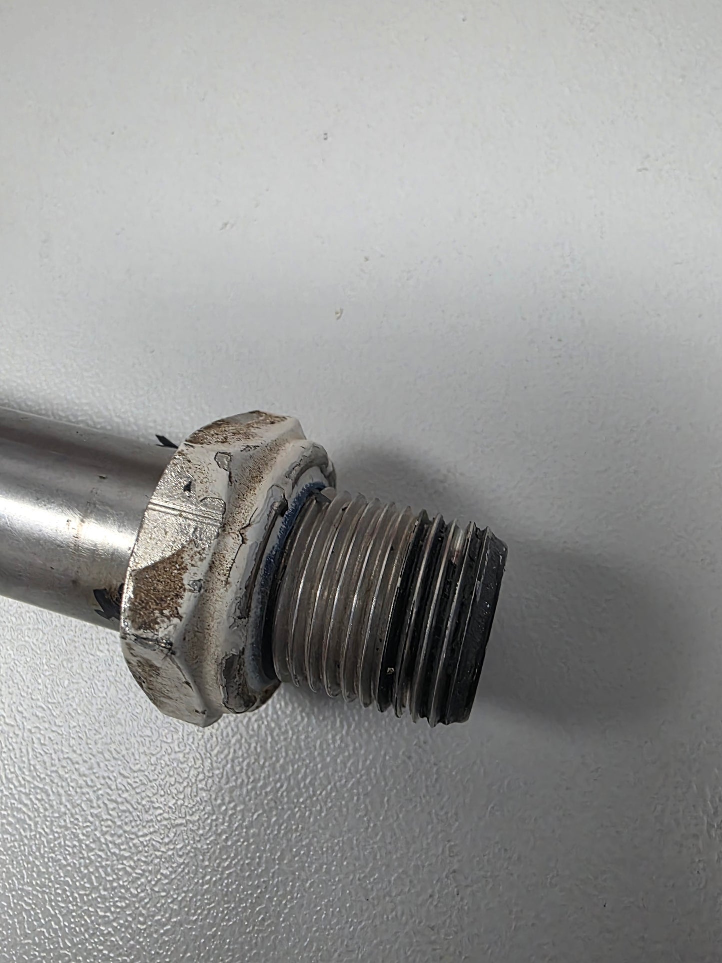 0351896 Evinrude E30 Tilt Tube | Genuine Used Part