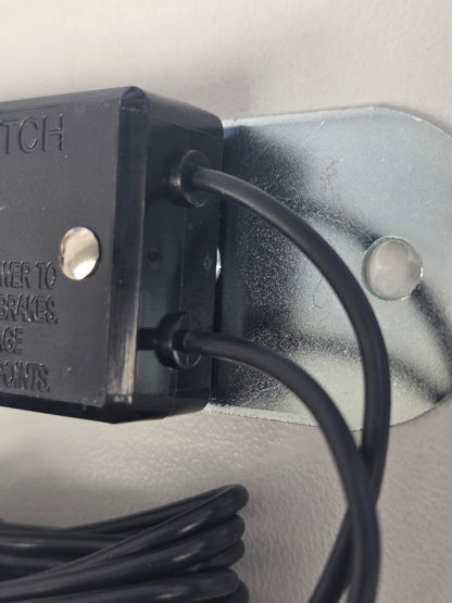 4320010 EBS24B Electric Breakaway Switch
