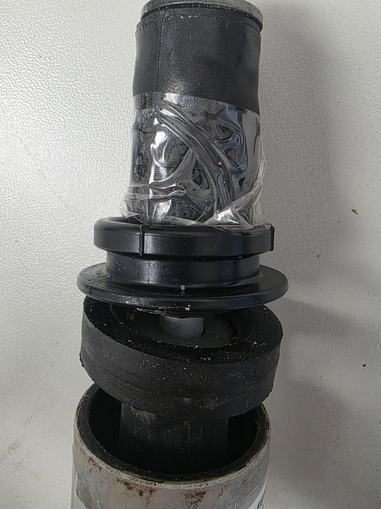 54160-88L00 Suzuki DF60A Lower Mount Assy | Genuine Used Part