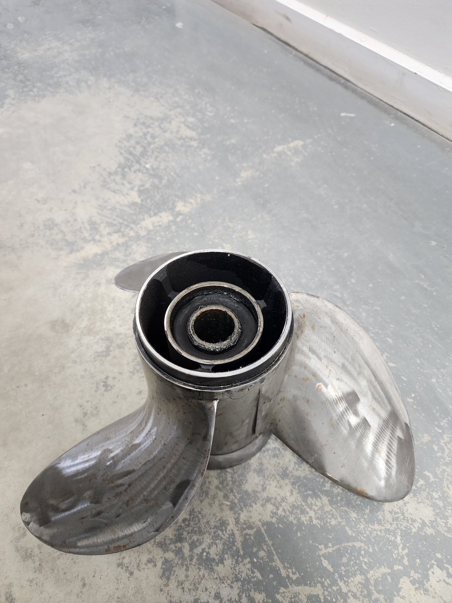 0389948 OMC Propeller 13 3/8 x 17 Stainless Steel | Genuine Used Part