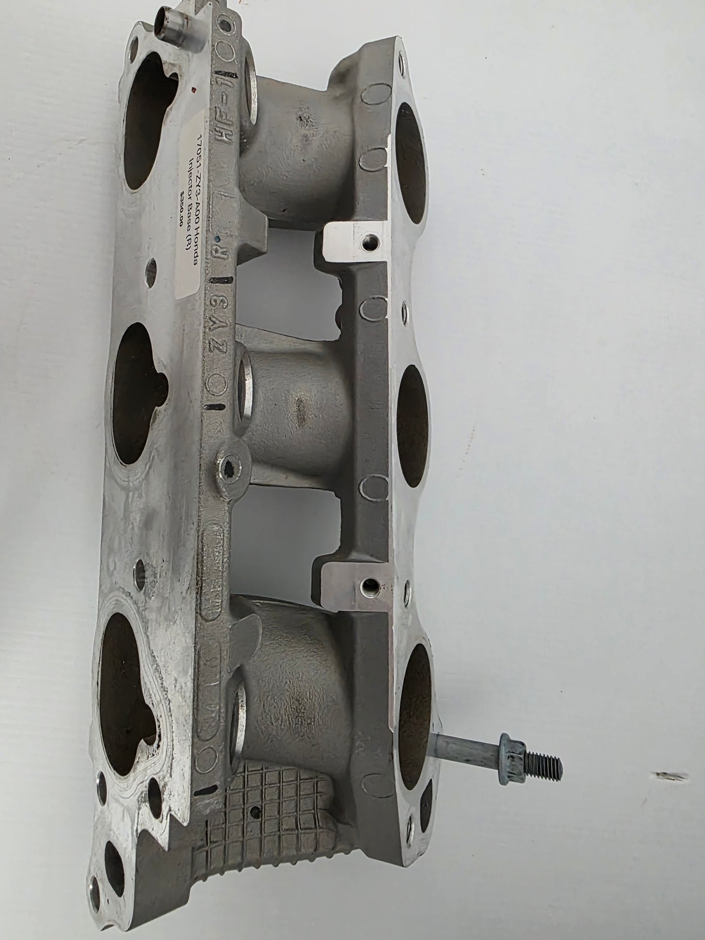 17051-ZY3-A00 Honda Injector Base (R) | Genuine Used Part