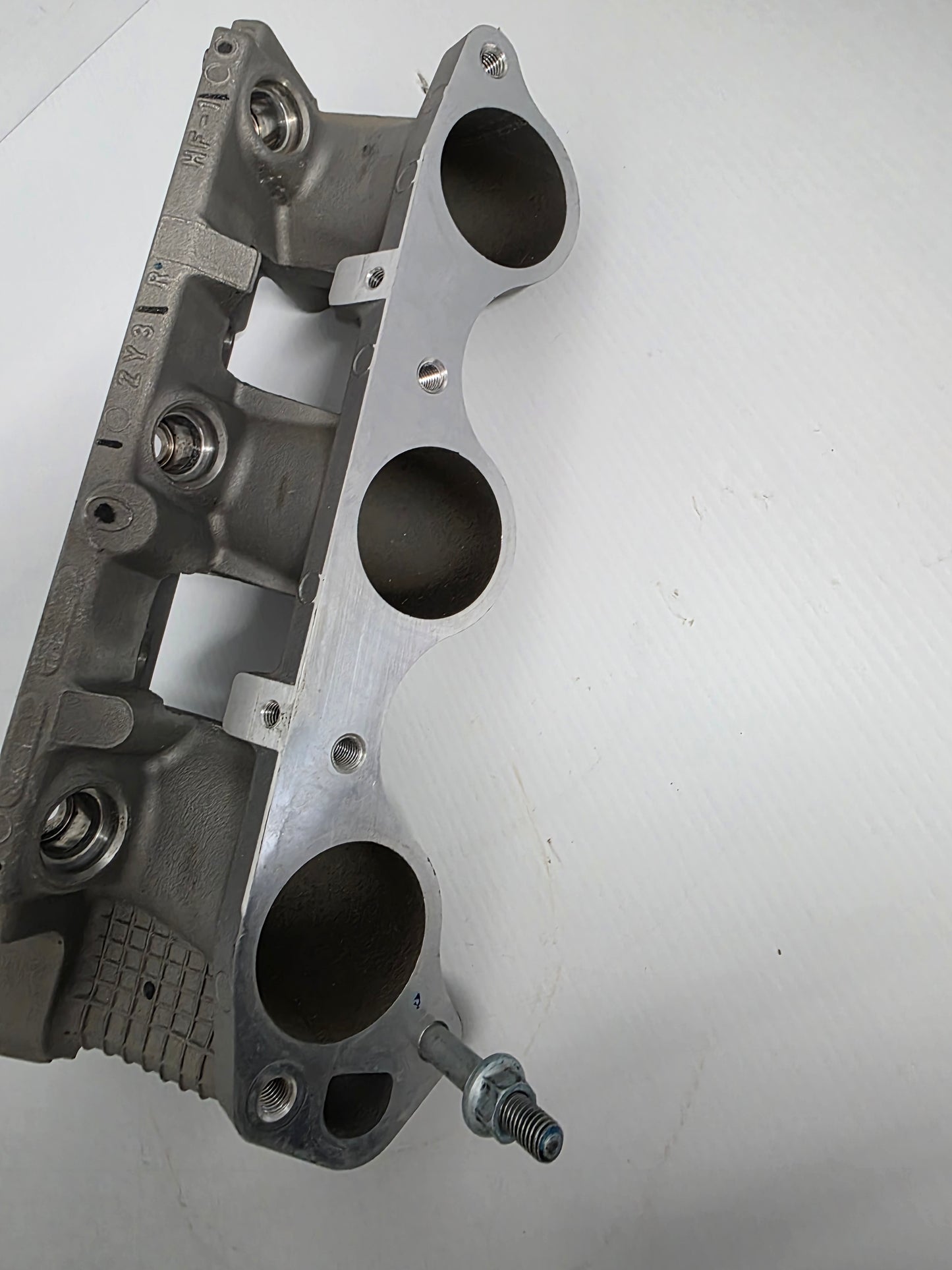 17051-ZY3-A00 Honda Injector Base (R) | Genuine Used Part