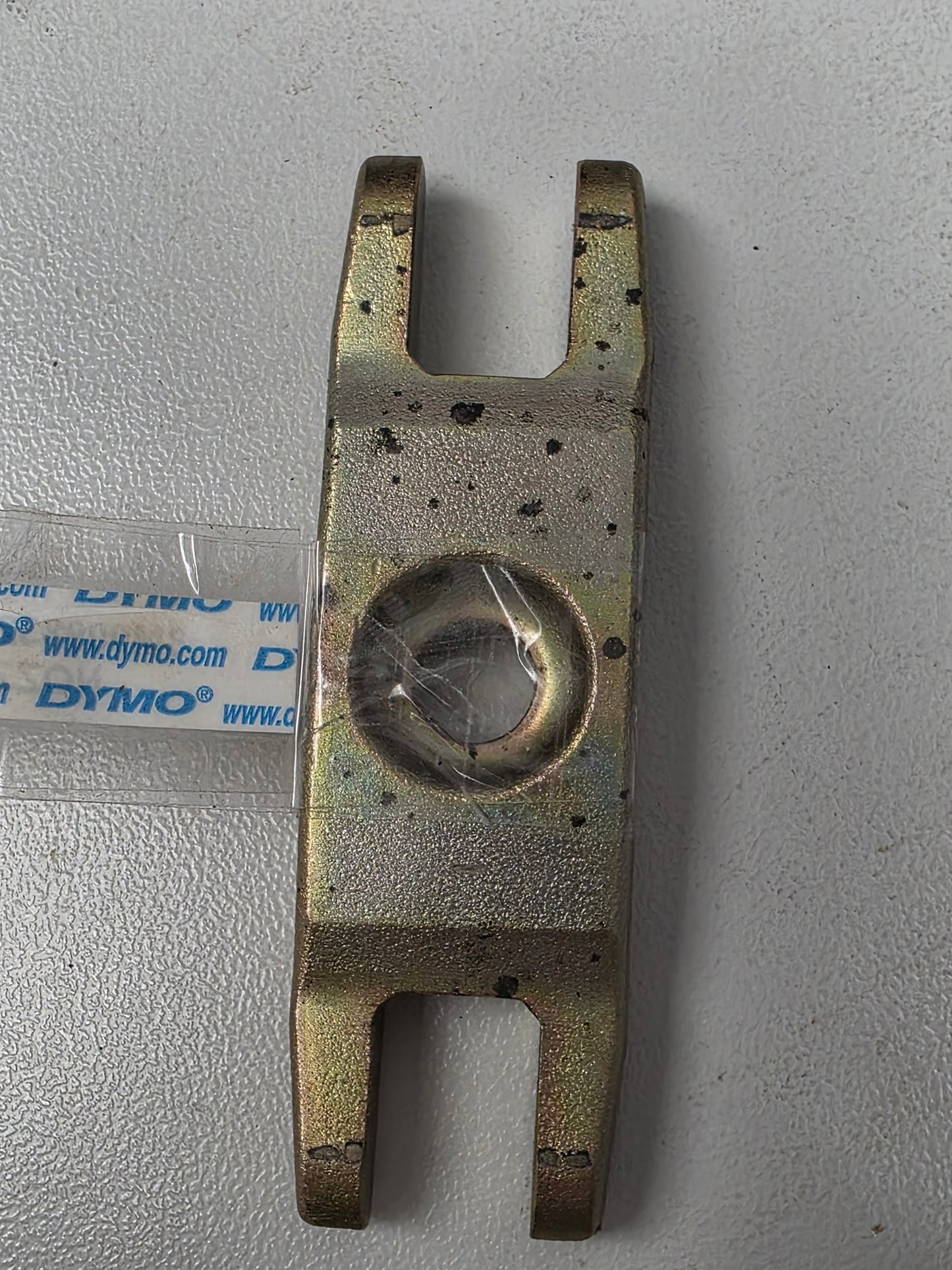 8M0098322 882438 Mercruiser Injection Nozzle Bracket | Genuine Used Part