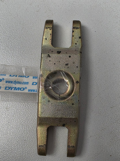 8M0098322 882438 Mercruiser Injection Nozzle Bracket | Genuine Used Part
