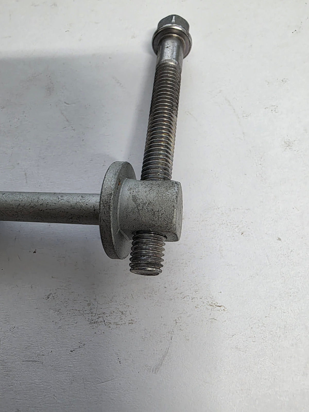 90055-ZY3-000 Honda Tensioner Bolt | Genuine Used Part - photo 2 of 5