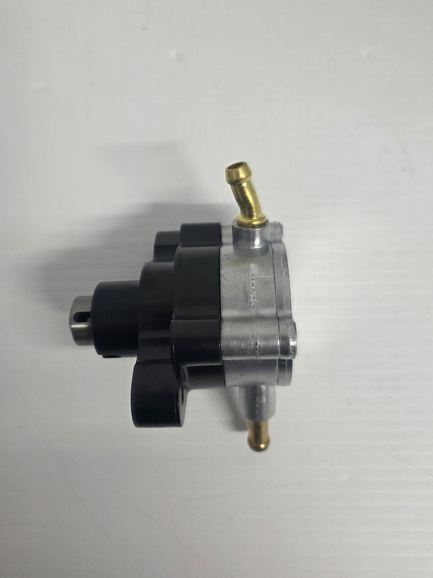 68V-24410-00 Yamaha Fuel Pump Rec68V-24410-00 For Outboard Engines F100/F90/F75 (Aftermarket Replacement)
