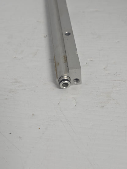 16620-ZY3-A00 Honda Fuel Rail (L) | Genuine Used Part