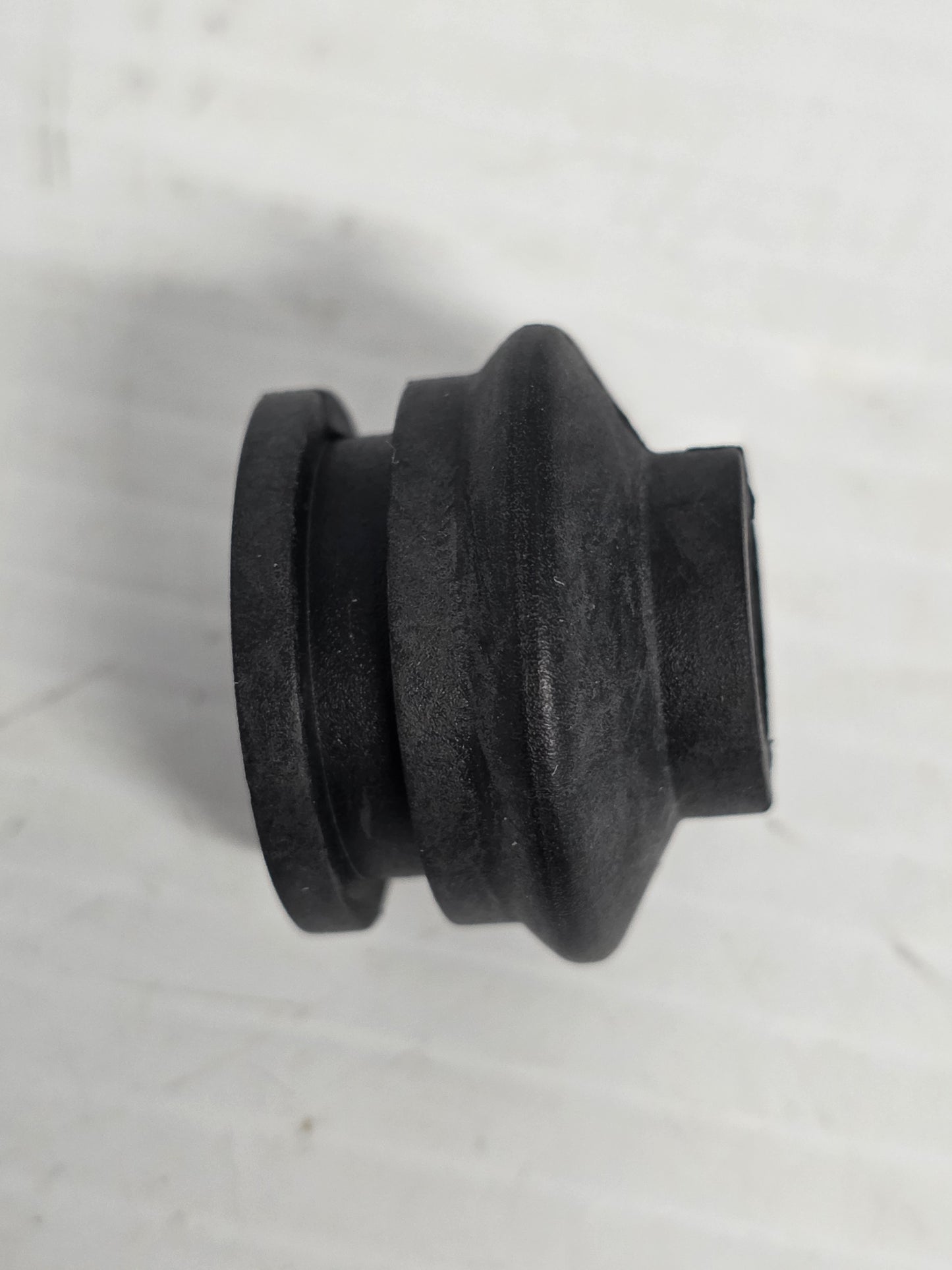 6E5-42724-01 Yamaha Grommet | Genuine OEM Yamaha Outboard Part