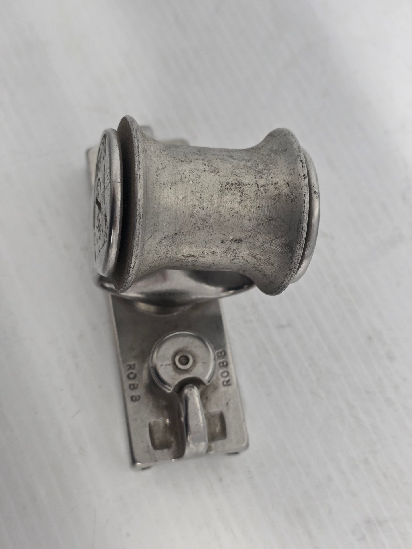 T-Track Slider Genoa Lead
