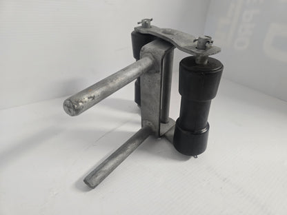 3142 Dunbier Rubber Roller & Bracket Double Rocker  6"