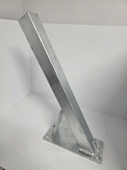 H3640G Mackay 65mm x 700mm Winch Post Gal suits 75mm Drawbar (1)